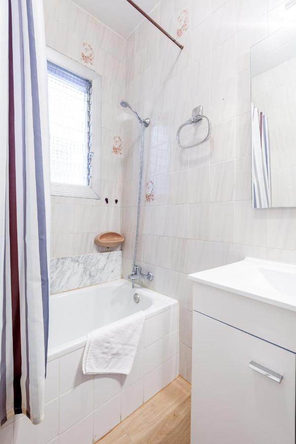 Sagrada Familia Lepant Apartment Barcelona Ngoại thất bức ảnh